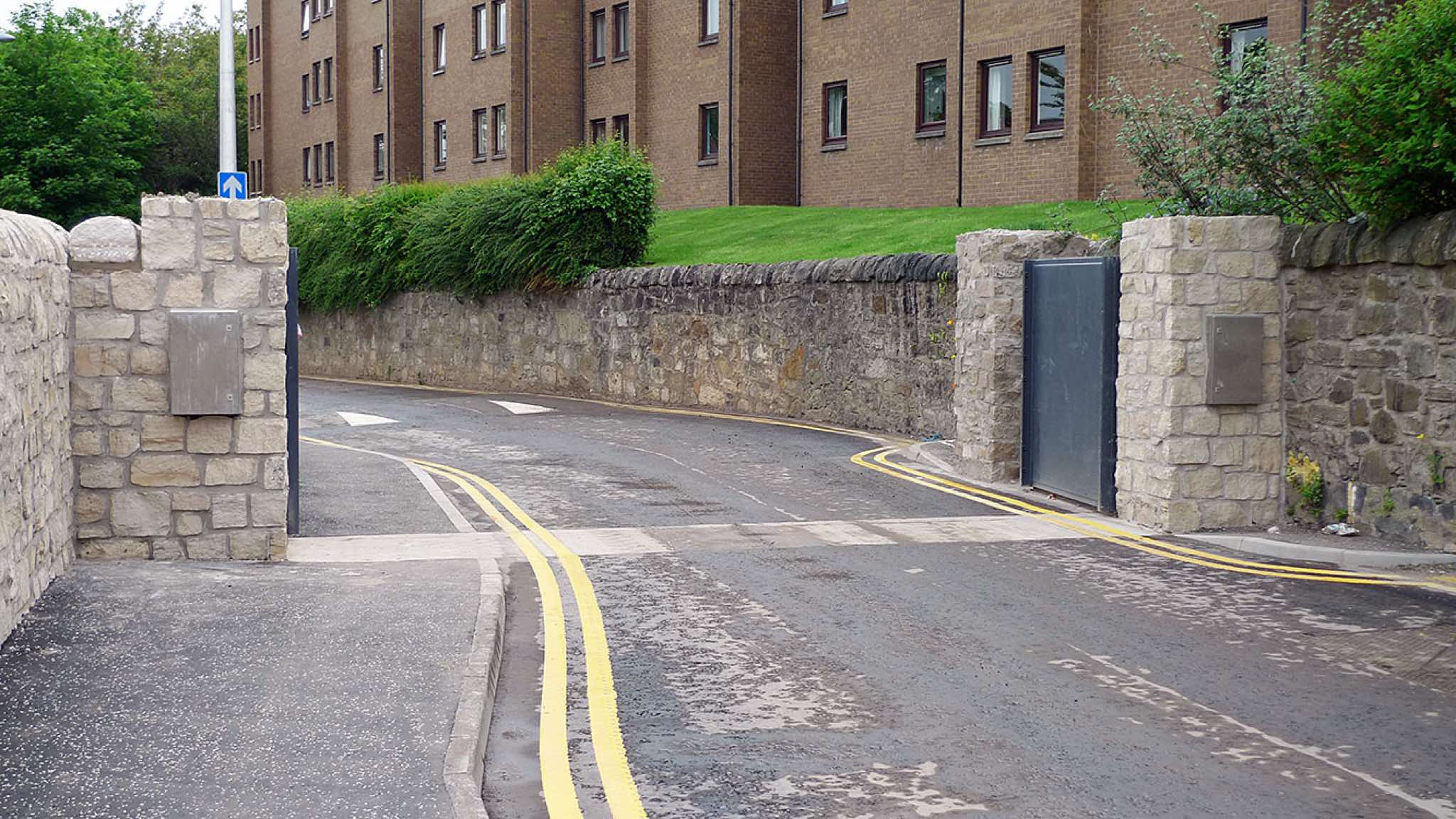 Bi-Fold Flood Gates Recessed at Water of Leith Flood Prevention Scheme